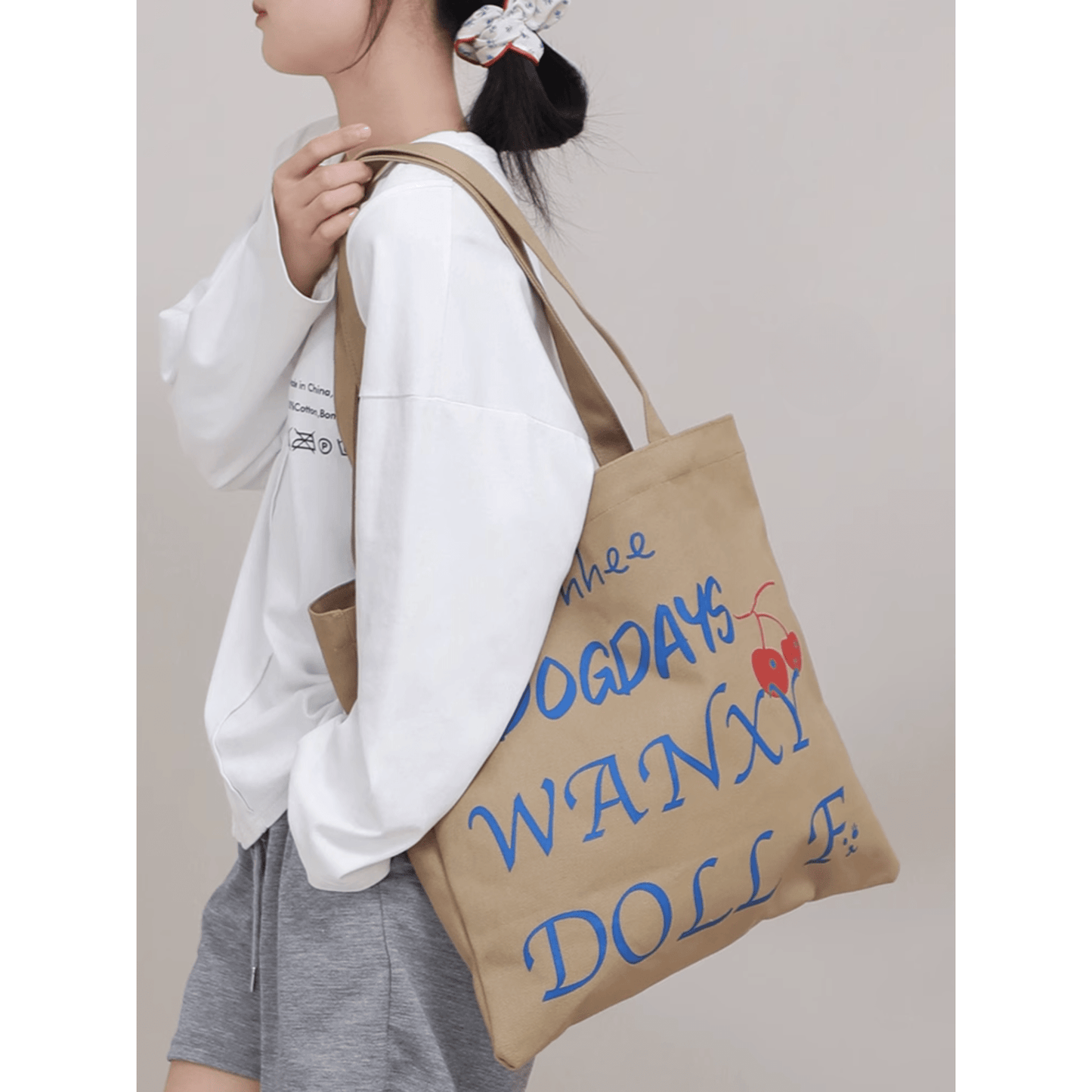 Graffiti tote Canvas bag - REVEALME