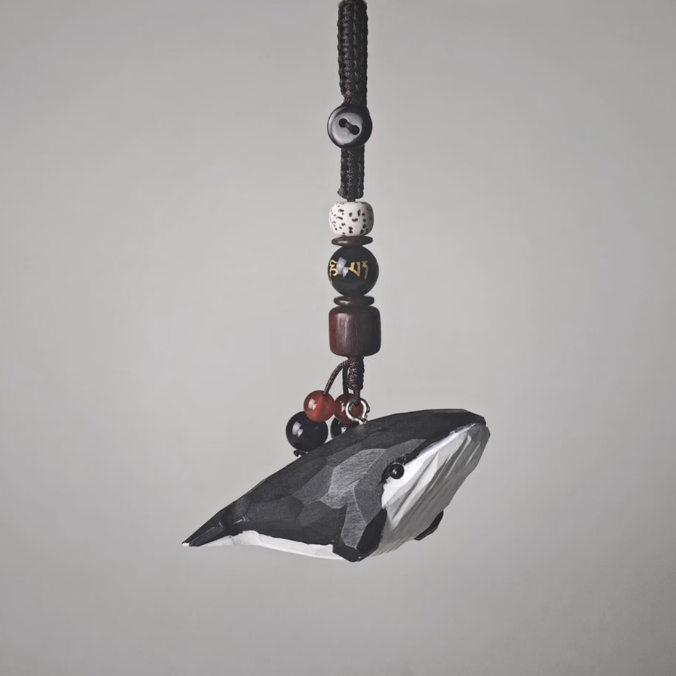 Whale buckle keychain