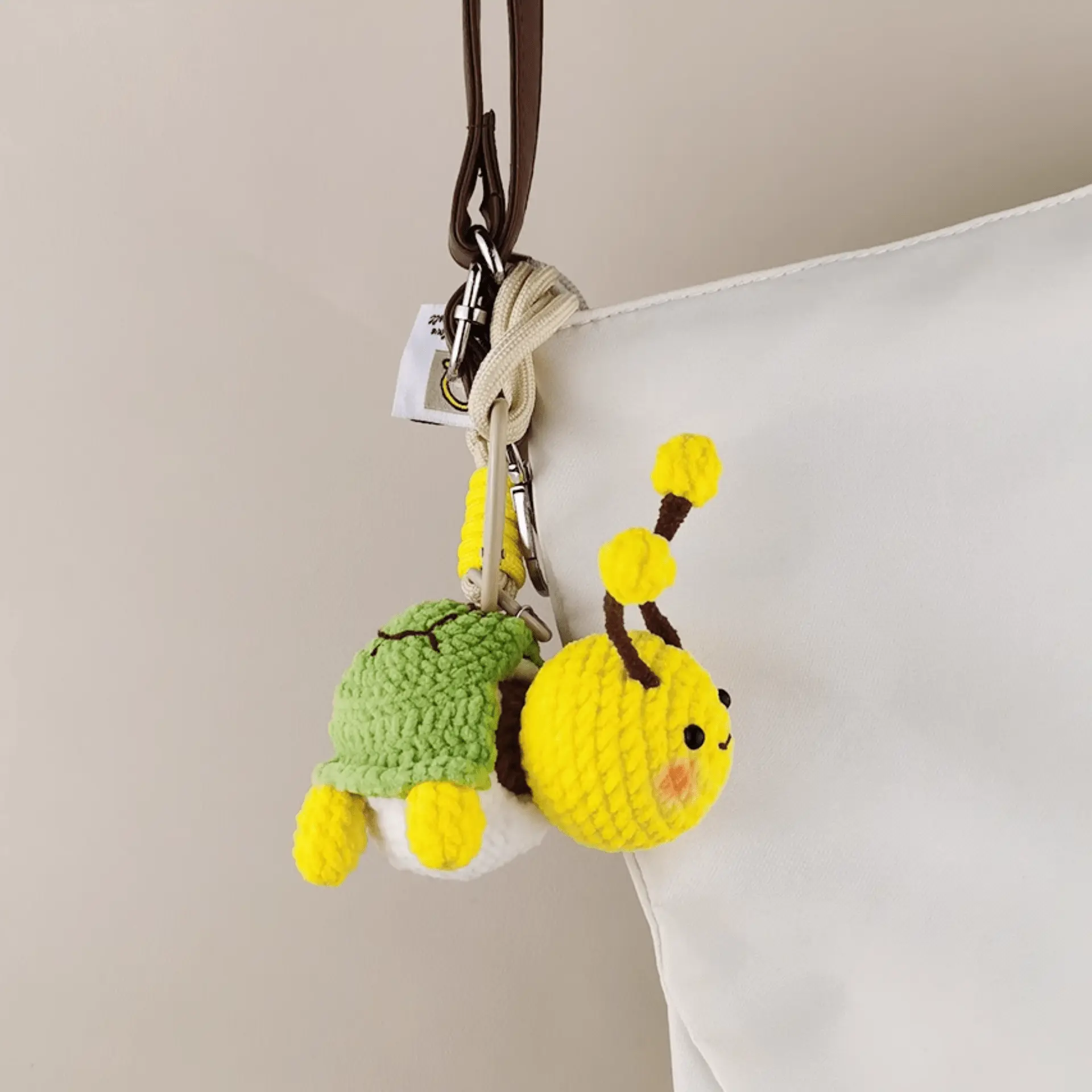 Handmade Turtle Bee Plush Doll: Inspire Joy & Wonder!