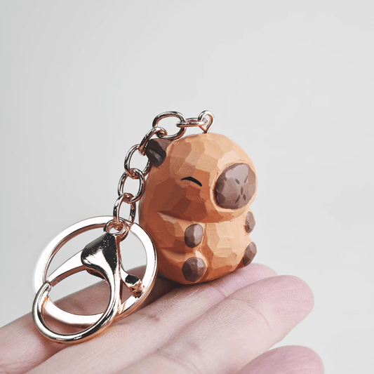 Earthy Wood Capybara Keychain - Playful & Elegant