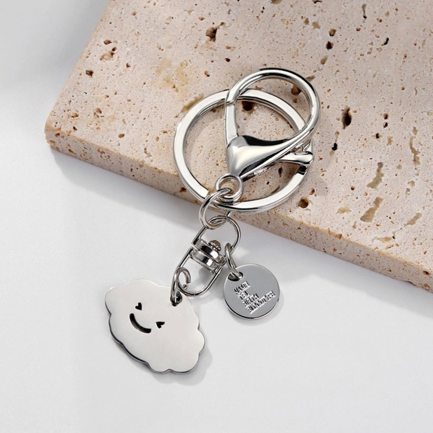 Dreamy Cloud Metal Keychain - Sky-inspired whimsical accessory